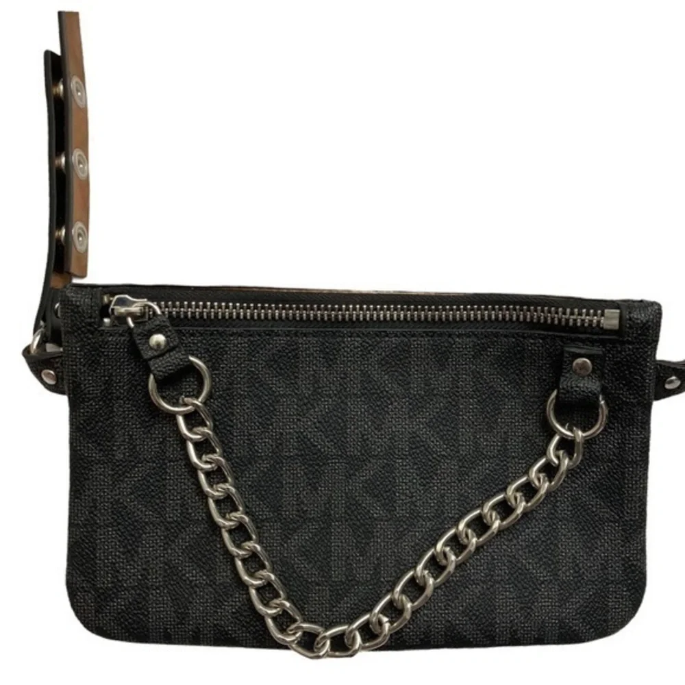 Michael Kors belt bag signature mk gray black M